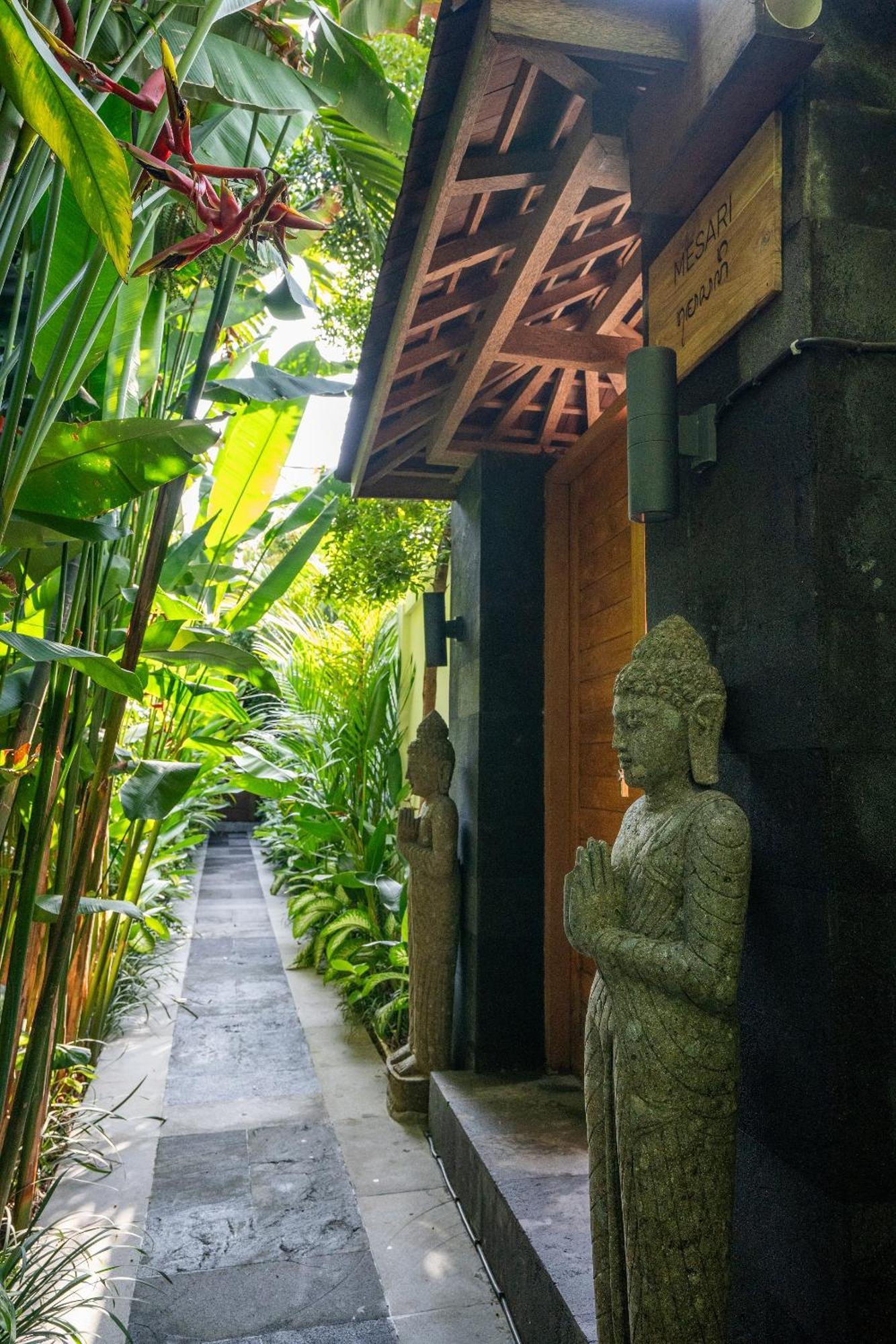 The Gardens Seminyak Hotell Eksteriør bilde